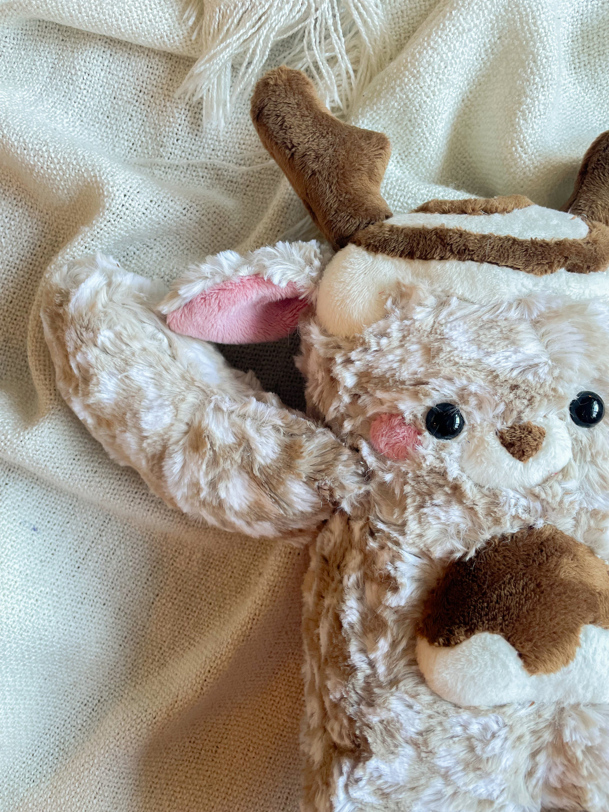 Jill the Cinnamon Roll Deer (OOAK)