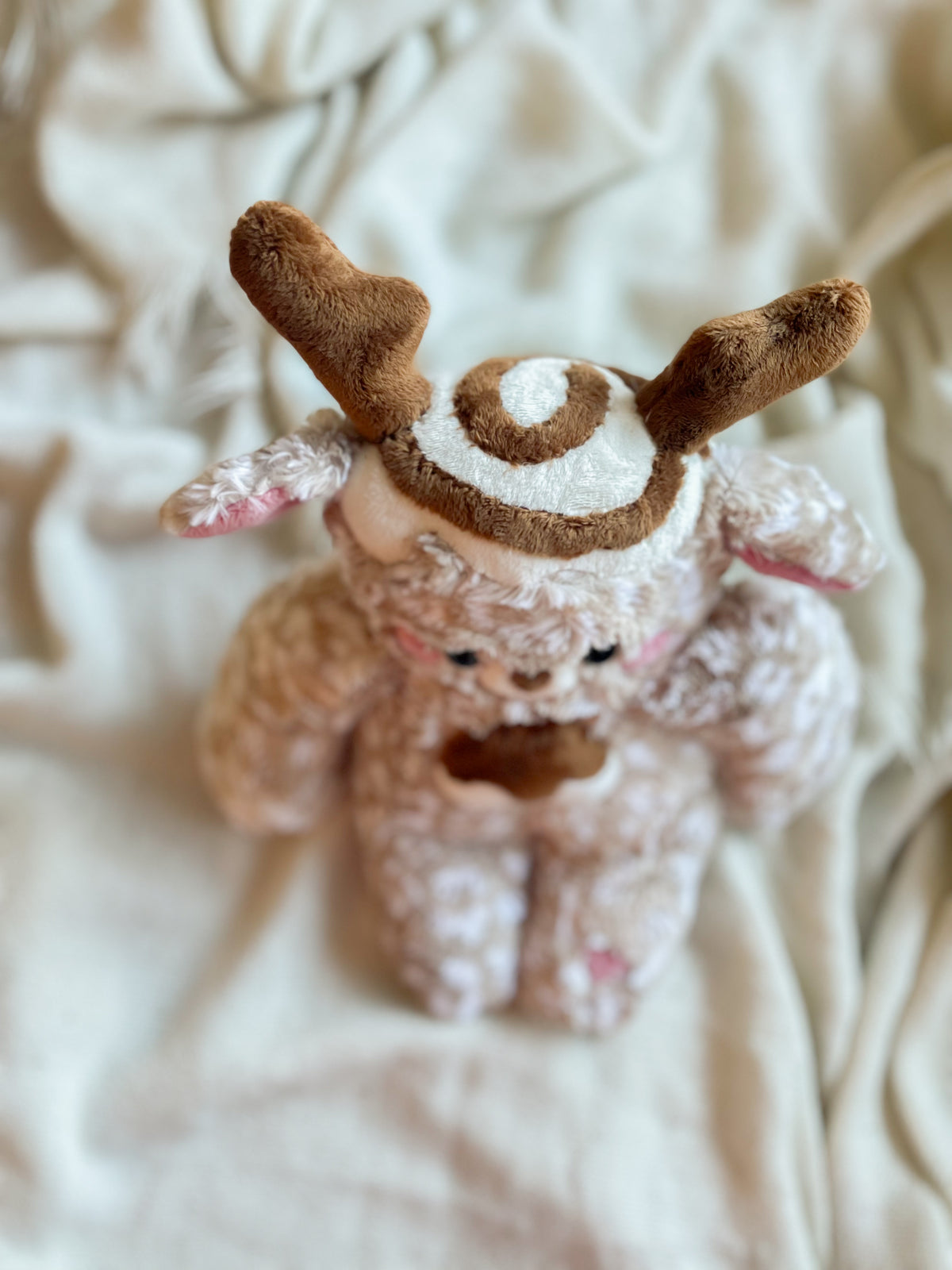 Jill the Cinnamon Roll Deer (OOAK)