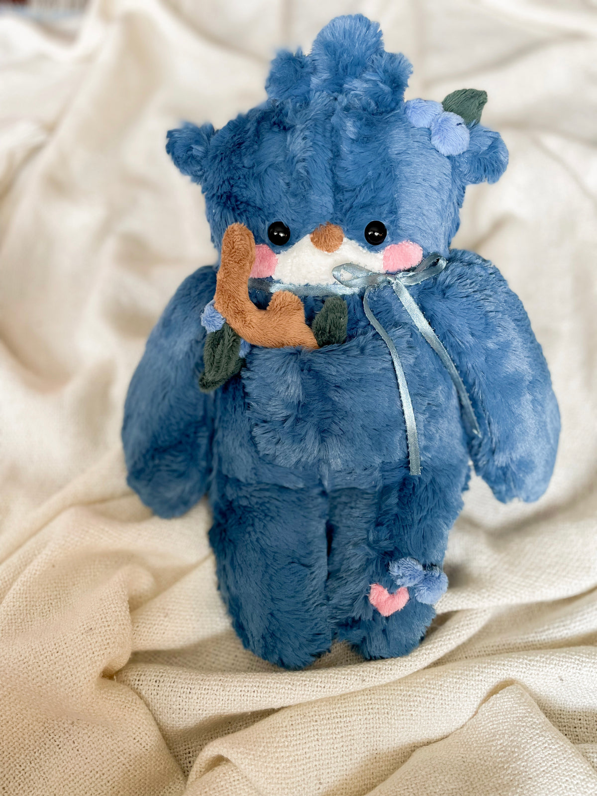 Benny the Blueberry Otter (OOAK)